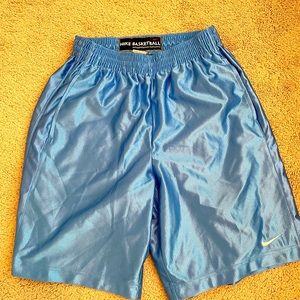 Nike Basketball shorts Mens M; Carolina Blue